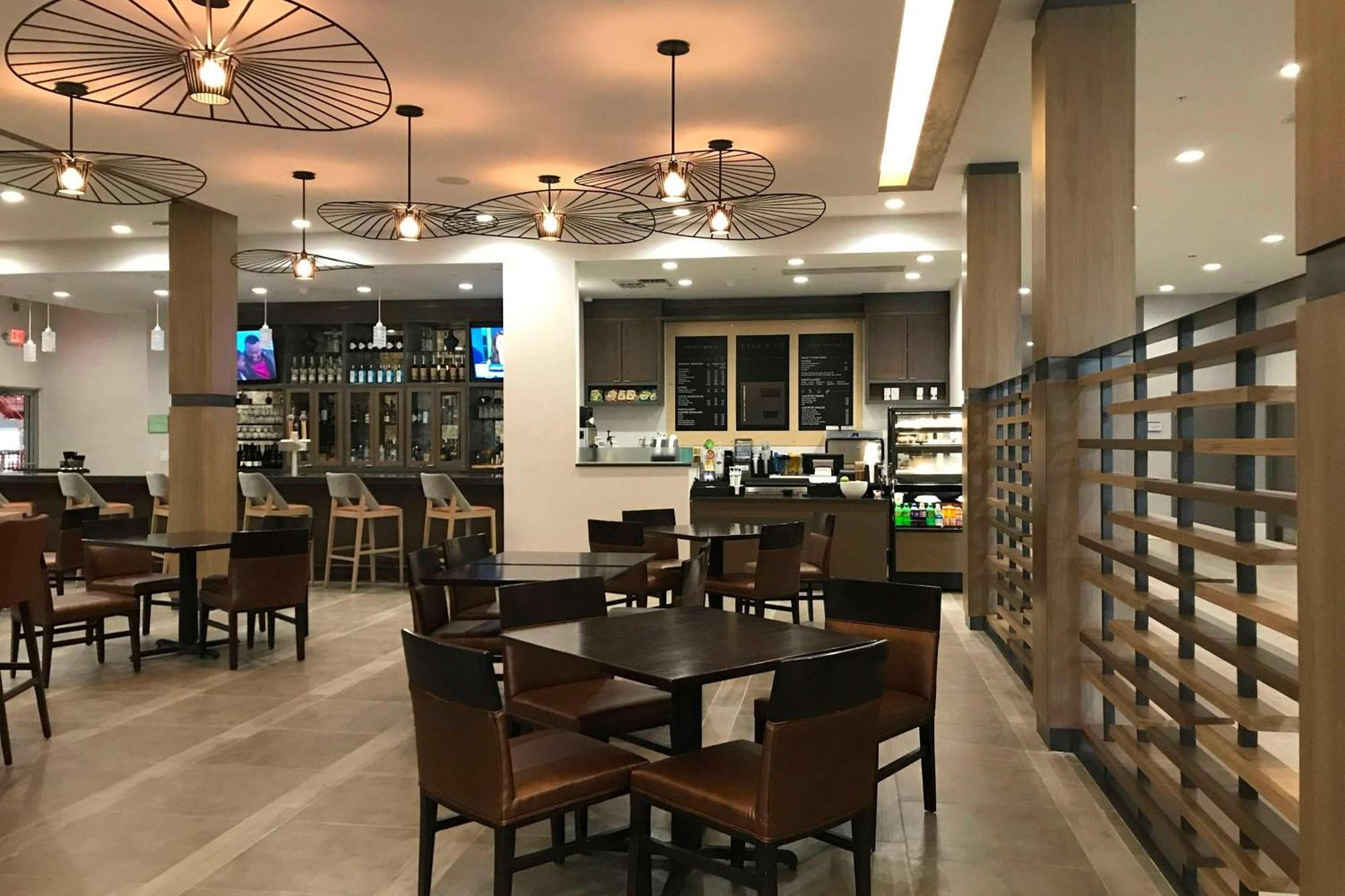 Sonesta Hotel Grand Rapids Airport Kentwood Exterior foto