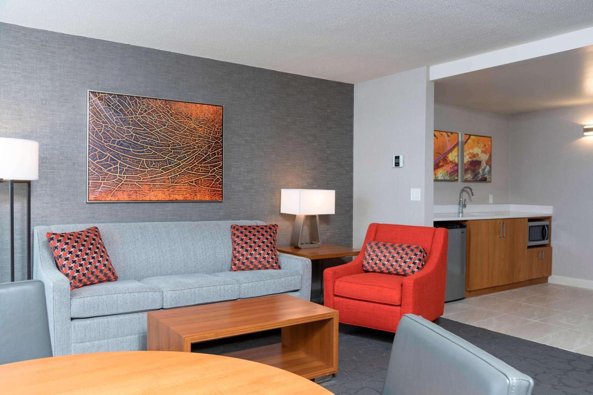 Sonesta Hotel Grand Rapids Airport Kentwood Exterior foto